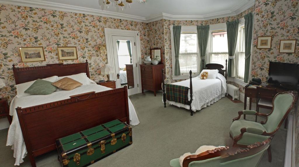 Homeport Historic B&B Сент-Джон Номер фото