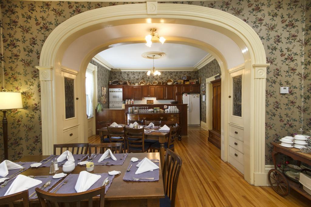 Homeport Historic B&B Сент-Джон Экстерьер фото
